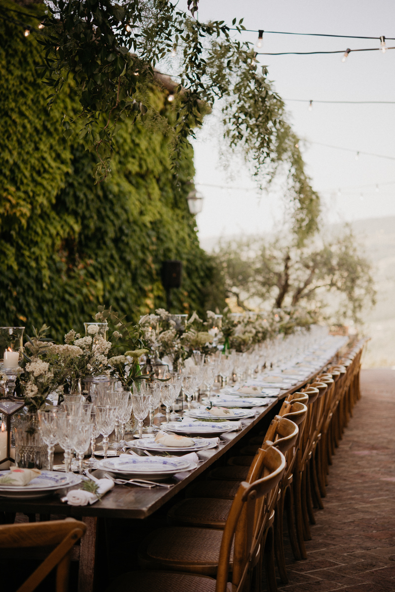 wedding photography umbria tuscany flowers living