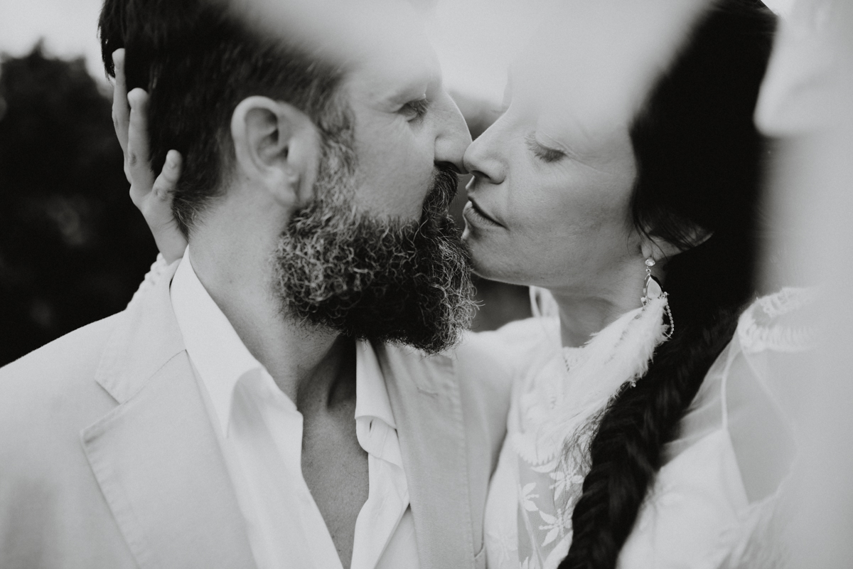 bride and groom tuscany photographer